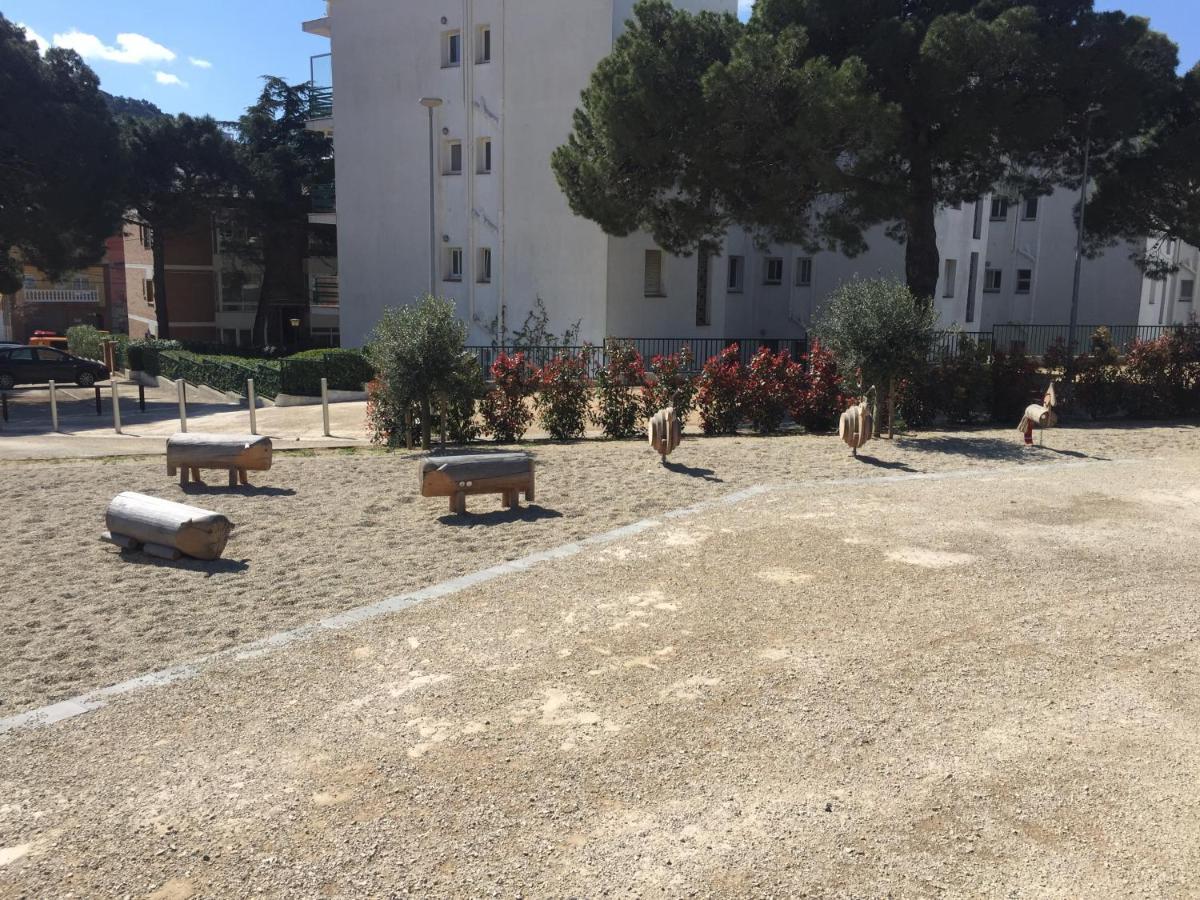 Appartement Standing 58M Plage A 3Mn En Voiture Росас Экстерьер фото