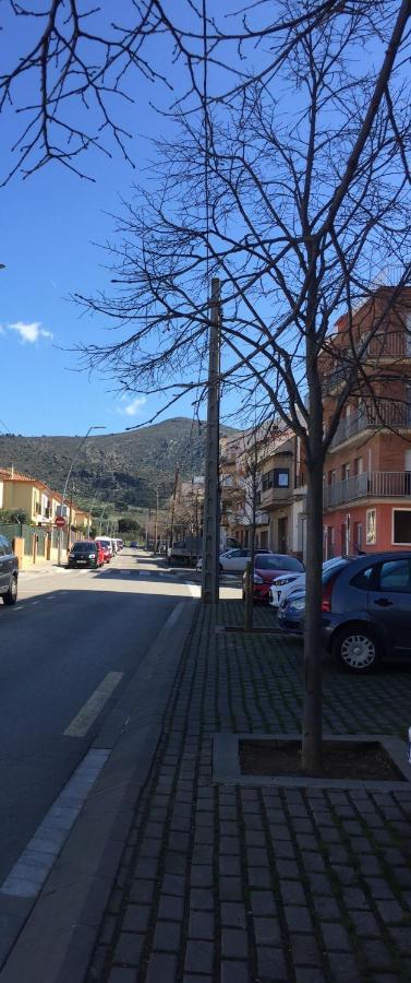 Appartement Standing 58M Plage A 3Mn En Voiture Росас Экстерьер фото