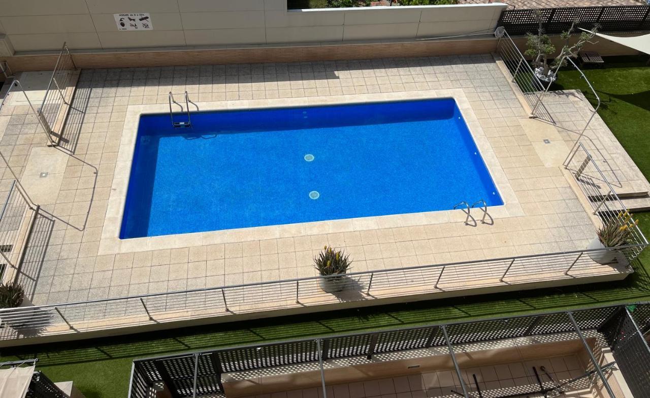 Appartement Standing 58M Plage A 3Mn En Voiture Росас Экстерьер фото